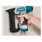 Pneumatska heftalica AT638A Makita Tehnoalat Valjevo 3