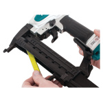 Pneumatska heftalica AT638A Makita Tehnoalat Valjevo 6