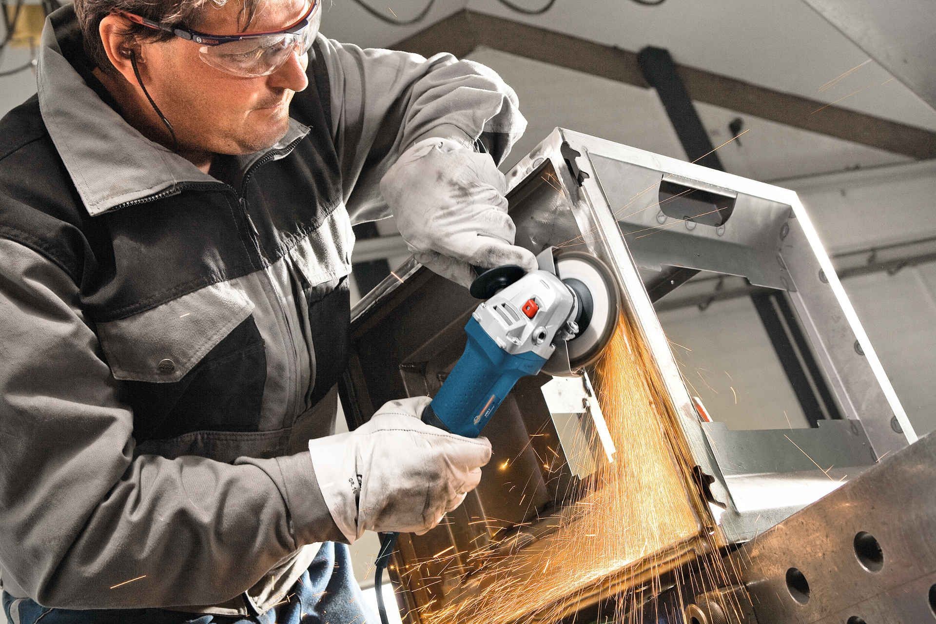 Ugaona brusilica 720W (GWS 7-115)  Bosch